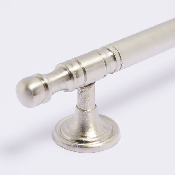 Kew Appliance Pull - Satin Nickel:Hepburn Hardware