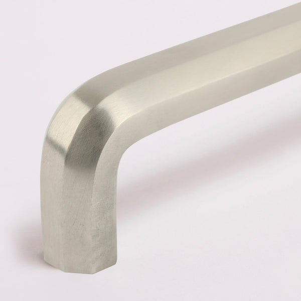 Henley Appliance Pull - Satin Nickel:Hepburn Hardware