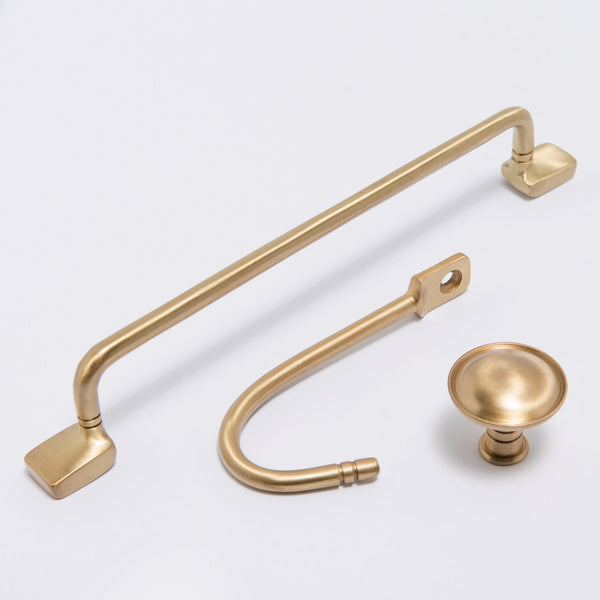 Sydney Handle - Burnished Brass:Hepburn Hardware